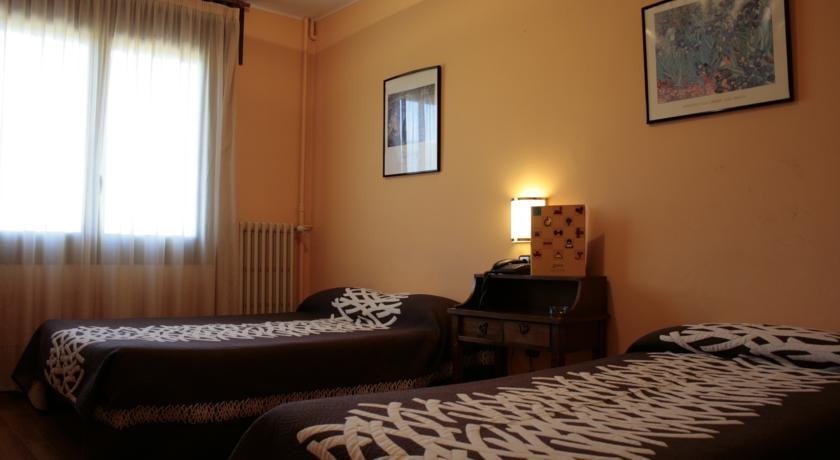 Somriu Hotel Refugi dels Isards Pas de la Case