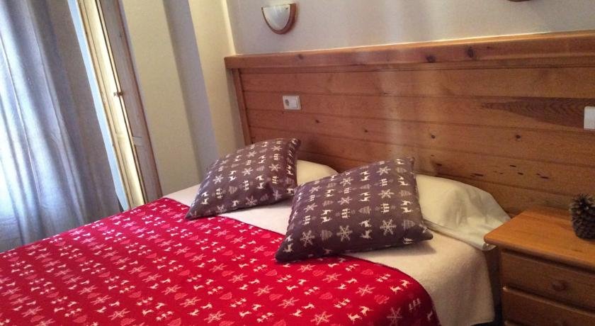 Somriu Hotel Refugi dels Isards