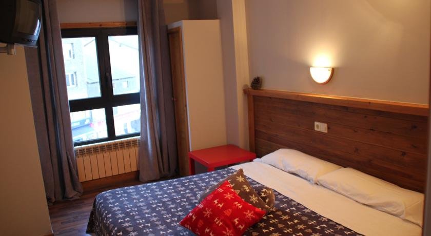 Somriu Hotel Refugi dels Isards