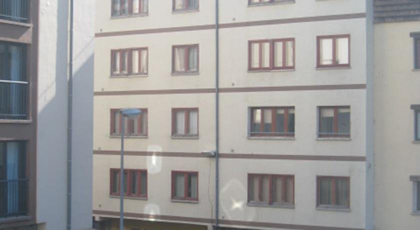 Altissim Apartments